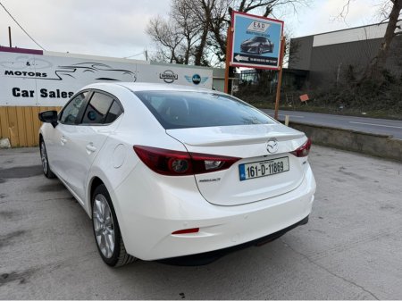 2016 Mazda Mazda3 2.2 D 150PS PLATINUM BL I 4 4DR €8,999 thumbnail