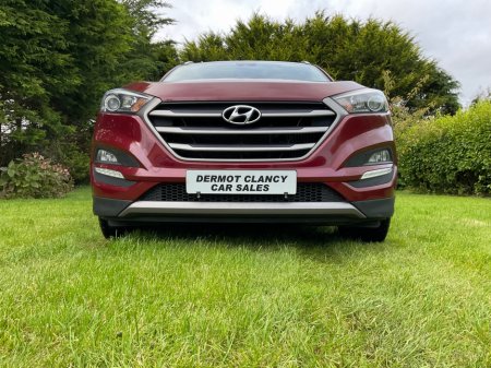 2016 Hyundai Tucson SE NAV B-DRIVE 2WD CRDI BLUE DRIVE €13,650 thumbnail
