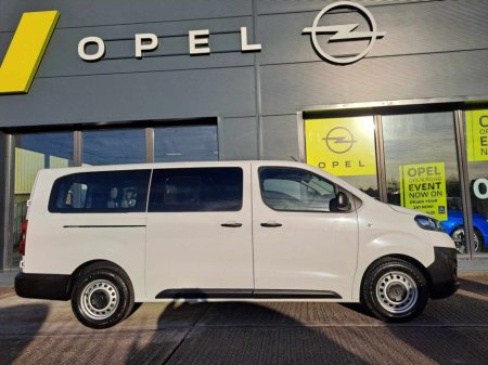 2025 Opel Vivaro  €69,950