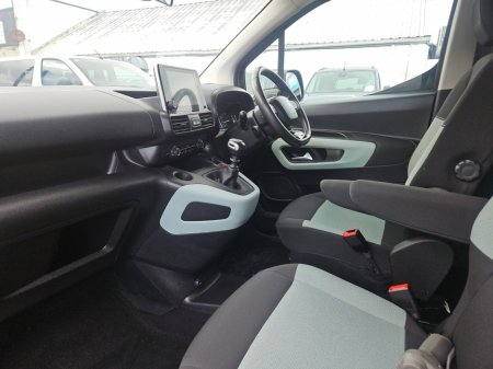 2022 Citroen Berlingo Wheelchair Access Taxi Spec €30,950