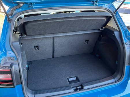 2020 Volkswagen T-Cross 1ST AUTOMATIC 1.0 PETROL //KEYLESS ENTRY//REVERSE CAMERA//BLIND SPOT WARNING// €19,950 thumbnail