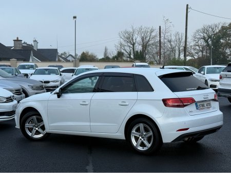 2020 Audi A3 HATCHBACK 1.4 AUTOMATIC * REAR VIEW CAMERA, PARKING SENSORS FRONT AND REAR, AUDI MULTIMEDIA, POWERED FOLDING HEATED MIRRORS, 2 KEYS, PADDLE SHIFT, 18