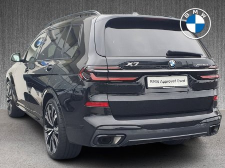 2023 BMW X7 xDrive40d M Sport €127,995