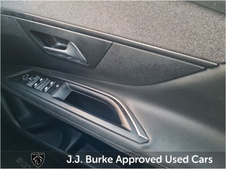 2020 Peugeot 3008 1.5 BlueHDi 130bhp Allure Auto €19,950 thumbnail