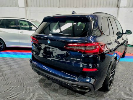 2021 BMW X5 X5 45E M SPORT PRO (HUGE SPEC) SKY LOUNGE - PARK ASSIST PLUS- TECH PACK PLUS- COMFORT PLUS PACK- PREMIUM PACK- DRIVER ASSIST PROF PACK- 4 ZONE CLIMATE- ACTIVE CRUISE- SOFT CLOSE DOORS- AMBIENT AIR €64,995