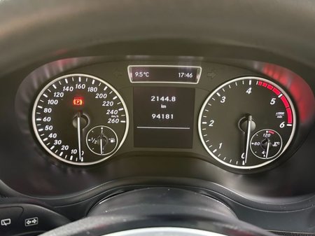 2013 Mercedes-Benz B Class B 180 CDi €10,800 thumbnail