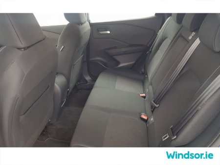 2025 Nissan Qashqai ePOWER QASHQAI SV €37,995 thumbnail