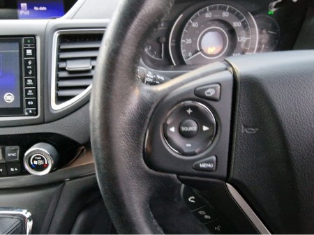 2017 Honda CR-V SR I-DTEC-LOW MILEGE --FULLY SERVICED €17,450 thumbnail