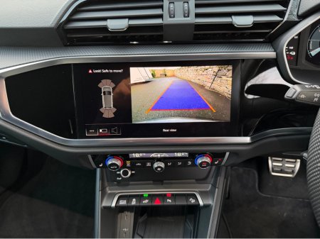 2024 Audi Q3 S LINE 45 TFSI E//LOW MILEAGE//FULL LEATHER//REVERSE CAMERA//FINANCE PACKAGES// €46,950 thumbnail