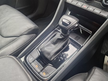 2022 Skoda Kodiaq STYLE 7SEATS 2.0tdi 150HP DSG AUTO €37,950 thumbnail