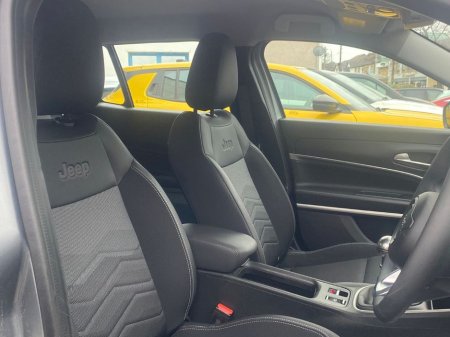 2025 Jeep Avenger 1.2 100HP Altitude €28,895 thumbnail