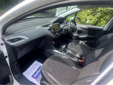 2016 Peugeot 2008 1.2 PURE TECH ACTIVE ETG €10,899 thumbnail