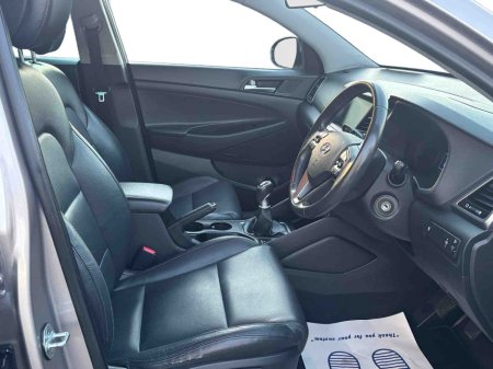 2017 Hyundai Tucson 1.7 EXECUTIVE 5DR €14,450 thumbnail