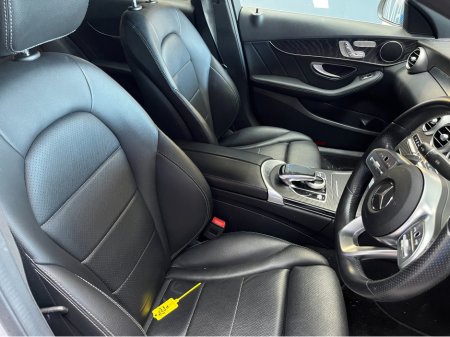 2020 Mercedes-Benz C Class €29950! 2020 MERCEDES-BENZ C220D AMG LINE LAUREUS EDITION AUTOMATIC / CRUISE CONTORL / PADDLE SHIFTERS / REVERSE CAMERA / ELECTRIC MEMORY & HEATED SEATS €29,950 thumbnail