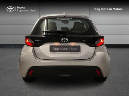 2021 Toyota Yaris 1.0 LUNA €21,950