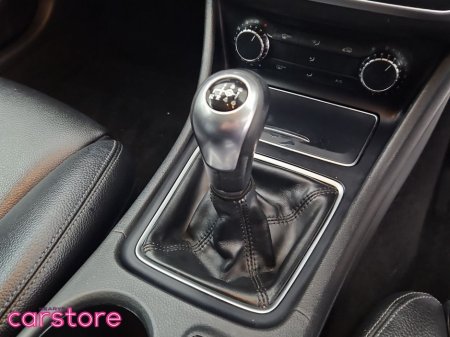 2017 Mercedes-Benz GLA Class GLA 200 CDI STYLE €21,480 thumbnail