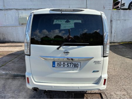 2015 Nissan Serena  €14,950