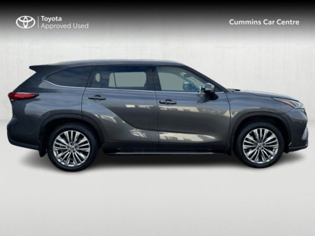 2022 Toyota Highlander Highlander Sol 7 Seater AWD Top Spec €65,888