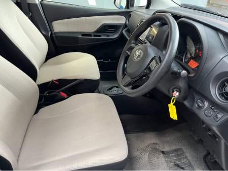 2018 Toyota Vitz €10950! TOYOTA VITZ YARIS AUTOMATIC 1.3 PETROL / 81k KMs / REVERSE CAMERA & MORE €10,950 thumbnail