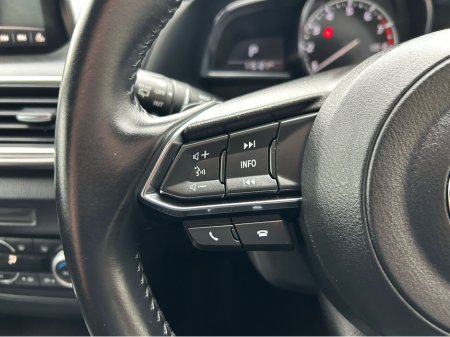 2019 Mazda Mazda3 AXELA AUTOMATIC 1.5 PETROL //ADAPTIVE CRUISE CONTROL//REVERSE CAMERA//KEYLESS ENTRY// €16,950 thumbnail