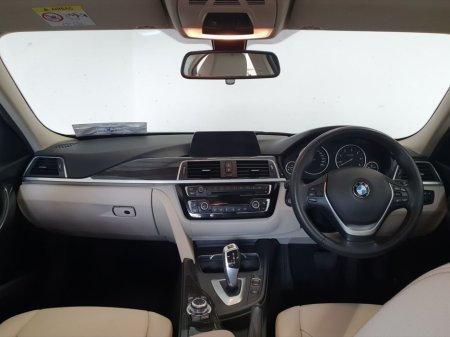 2017 BMW 3 Series 318d SE Saloon €25,995