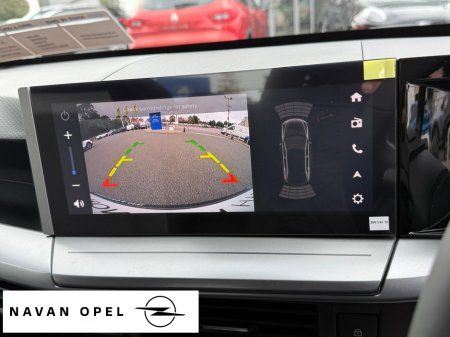 2026 Opel Frontera Elegance 1.2T Hybrid 100Ps * 5 Year Unlimited Mileage Warranty * €31,295 thumbnail