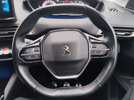 2023 Peugeot 3008 1.5 BlueHDi 130bhp Allure €31,950 thumbnail