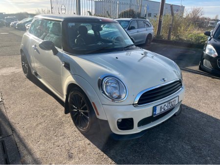 2011 MINI Hatch 1.6 3DR ONE €3,500