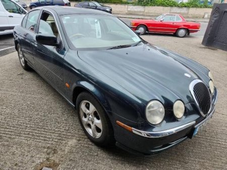 2000 Jaguar S-Type 3.0 V6 EXE. AUTO// CLEAN CAR NICE DRIVER//