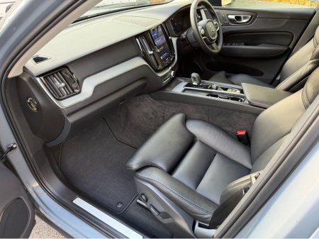 2023 Volvo XC60 ***SOLD***PLUS DARK T6 RECHARGE AWD//GREAT SPEC//LOVELY COLOUR COMBINATION//PANORAMIC ROOF//SIMI AND AA DEALER thumbnail