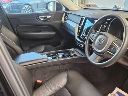 2022 Volvo XC60  €42,950 thumbnail