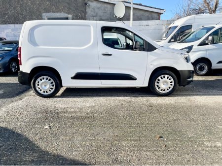 2022 Opel Combo L1H1 1.5 CDTI 100PS DIESEL 6SPEED MANUAL MY22 SWB €13,000