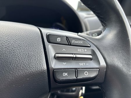 2019 Hyundai Kona KAUAI 2WD EXECUTIVE 5DR €18,950 thumbnail