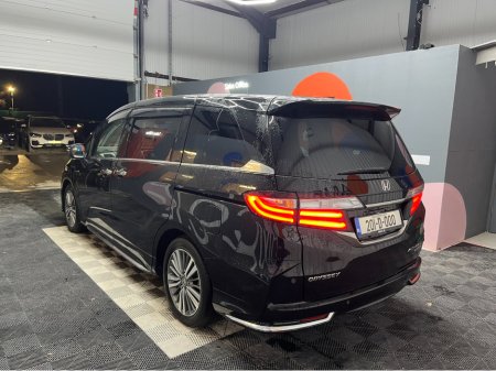 2020 Honda Odyssey €28950! 2020 HONDA ODYSSEY HYBRID ABSOLUTE EX SENSING 2.0 AUTOMATIC / CRUISE CONTROL / REVERSE CAMERA / ELECTRIC HEATED SEATS / POWER SLIDING SEATS €28,950