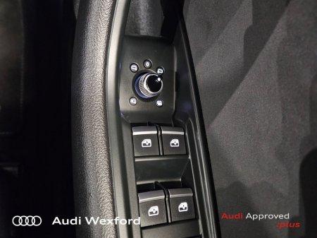 2024 Audi A4 35 TDI 163HP S Tronic S line *Competition* €46,475 thumbnail