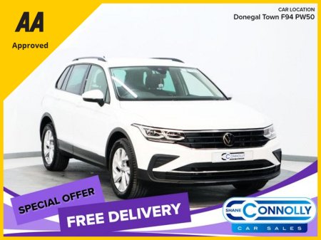 2022 Volkswagen Tiguan *3* LIFE TSI PHEV S-A DSG €32,800