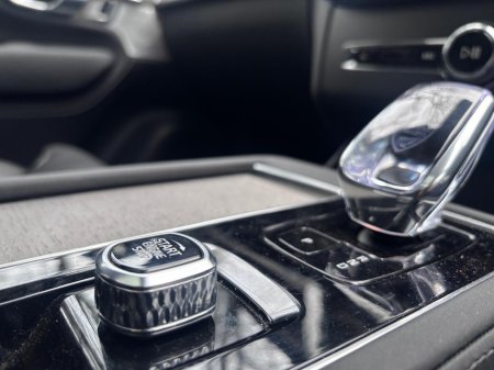 2025 Volvo XC90 2.0 T8 ULTRA 455BHP AWD 7 SEAT €82,950 thumbnail