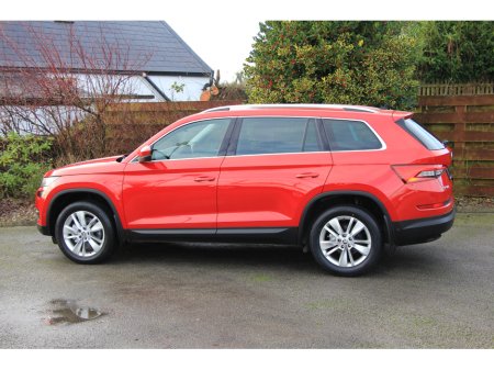 2018 Skoda Kodiaq DSG * Low KMs *Sunroof * 7 seats Huge spec €28,950 thumbnail