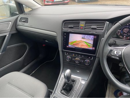 2019 Volkswagen Golf 1.2 tsi comfortline tech edition €19,950 thumbnail