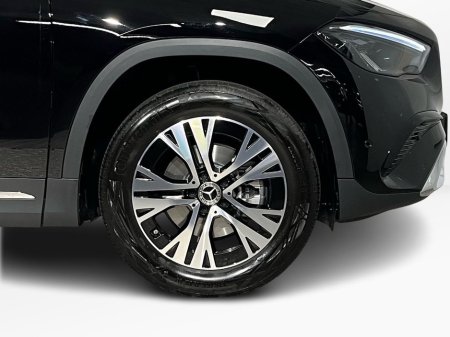 2026 Mercedes-Benz GLA Class 180 Progressive - 18 Inch Alloys - Reversing Camera - Ambient Lighting - Sat Nav - Climate Control - Heated Seats - Keyless Start - Apple CarPlay/Android Auto €57,950 thumbnail