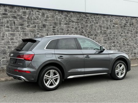 2024 Audi Q5 Q5 S Line 2.0 50tfsi E Quattro FSH €55,950
