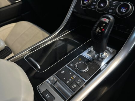 2017 Land Rover Range Rover Sport 3.0 MY17 SDV6 DYNAMICS HSE €29,950 thumbnail