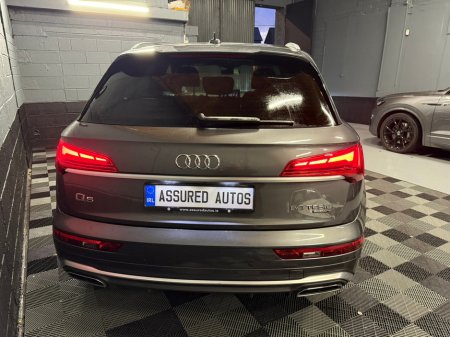 2023 Audi Q5 50 TFSI e 299HP S tronic quattro S Line €51,900