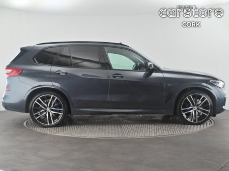 2020 BMW X5 xDrive45e M Sport €53,880