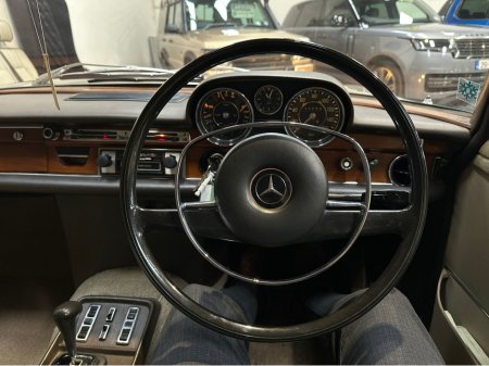 1970 Mercedes-Benz 280 280 SE AUTO VINTAGE €24,950 thumbnail
