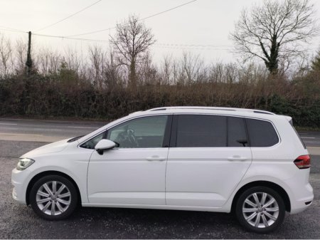 2017 Volkswagen Touran Comfort €16,950