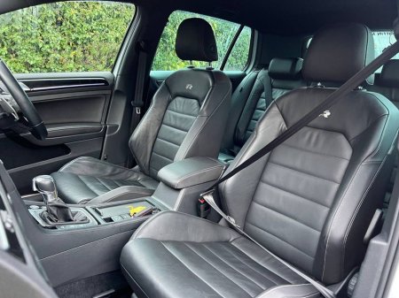 2014 Volkswagen Golf R 4MOTION 2.0 TSI // NEW PRETORIA ALLOYS // LEATHER INTERIOR // REVERSE CAMERA €24,900 thumbnail