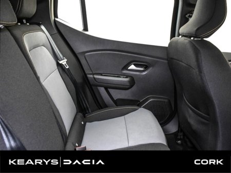2025 Dacia Sandero Stepway Extreme TCe 90 GSR2 €23,990 thumbnail