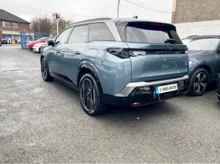 2025 Peugeot 5008 E 5008 GT-LINE 73KW 213BHP FULLY ELECTRIC €47,950 thumbnail