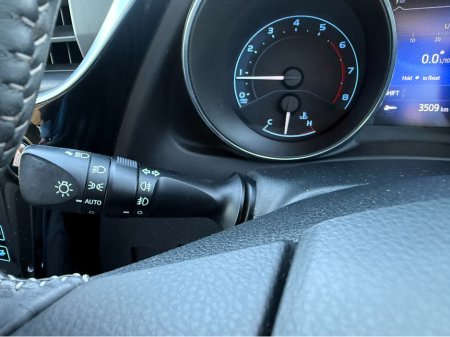 2016 Toyota Auris 1.2 TURBO SOL MODEL ONE OWNER 30K MILES €14,990 thumbnail